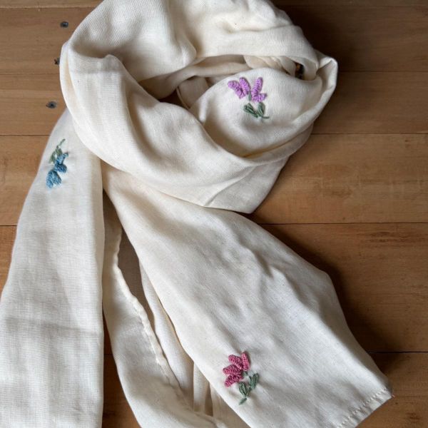 Cotton gauze 棉紗手繡圍巾 手染、手工、清邁、純棉、手繡、工藝