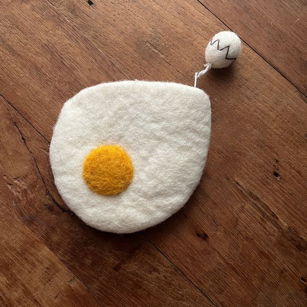 羊毛氈收納包 | 荷包蛋 零錢包, 羊毛氈收納, 手工羊毛氈, 羊毛氈製品, 紐西蘭羊毛,公平貿易商品,手作,禮物