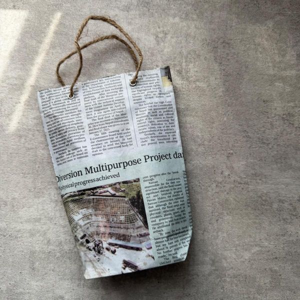 手工再生報紙提袋 (S / M / L) 樹皮纖維筆記本, 環保筆記本, 永續造紙, 不砍伐森林, 手工筆記本, 自然纖維, 環保文具,地球,環保,永續