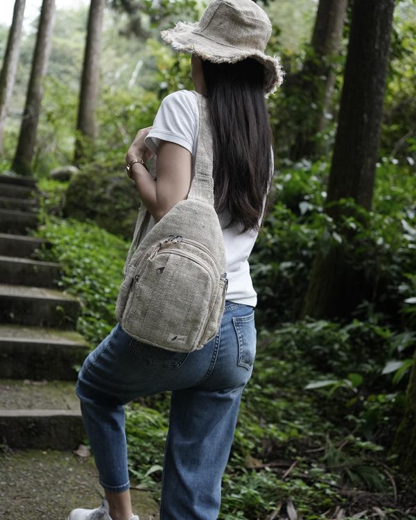 多夾層斜背包 背包,Backpack,手工背包,尼泊爾背包,公平貿易,環保