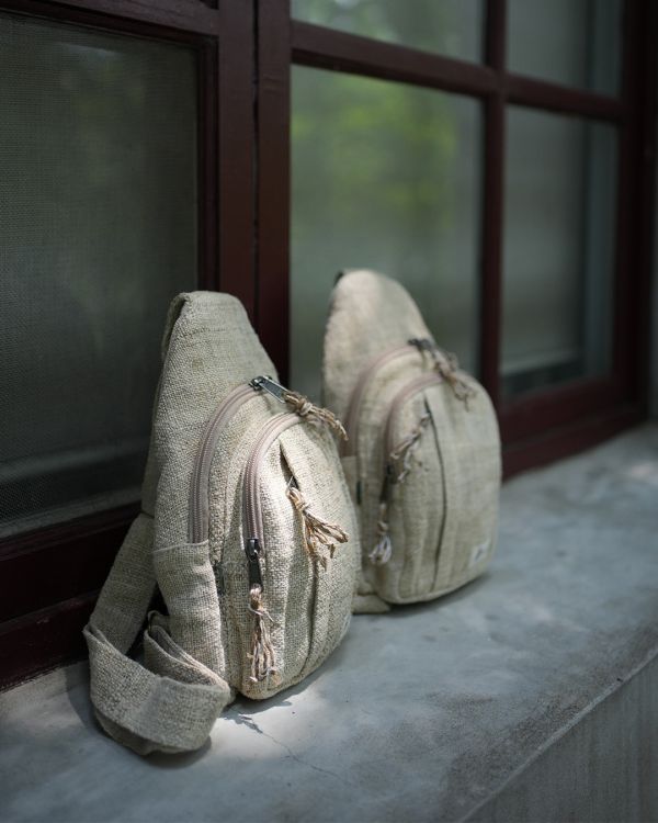 多夾層斜背包 背包,Backpack,手工背包,尼泊爾背包,公平貿易,環保