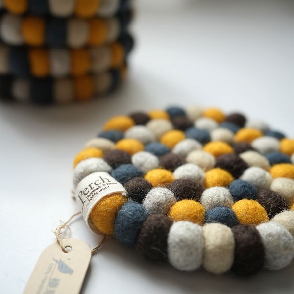 羊毛氈隔熱墊 | 經典圓球 羊毛氈, 手工羊毛氈, 羊毛氈製品, 紐西蘭羊毛,公平貿易商品,手作,禮物