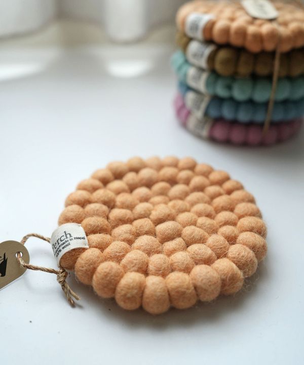 羊毛氈隔熱墊 |  馬卡龍素色杯墊(五件組) 羊毛氈, 手工羊毛氈, 羊毛氈製品, 紐西蘭羊毛,公平貿易,手作,禮物,馬卡龍