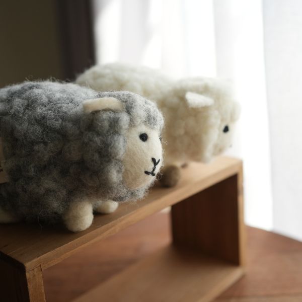 羊毛氈捲捲羊 羊毛氈, 羊毛氈, 手工羊毛氈, 羊毛氈製品, 紐西蘭羊毛,公平貿易商品,手作,禮物