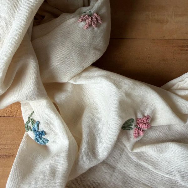 Cotton gauze 棉紗手繡圍巾 手染、手工、清邁、純棉、手繡、工藝