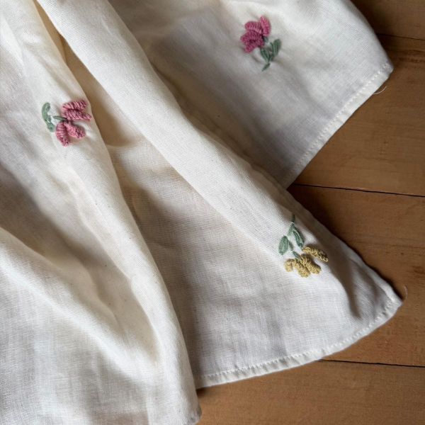 Cotton gauze 棉紗手繡圍巾 手染、手工、清邁、純棉、手繡、工藝
