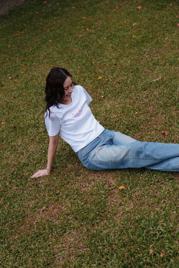 TALKOO愛心說話衣 - 大人女款短版 愛心說話衣 大人女款, 愛心說話衣 媽媽款, 超級媽媽T恤, 台灣製親子裝, 有機棉女裝T恤, 修身長版T-Shirt, TALKOO 愛心衣, 白色親子裝, 親子互動T恤, 媽媽專屬貼紙衣服, 兒童語言學習衣服, 學注音童裝, 兒童創意T恤, 親子遊戲衣服, 3歲童裝, 4歲童裝, 5歲童裝, 6歲童裝, 7歲童裝, 8歲童裝