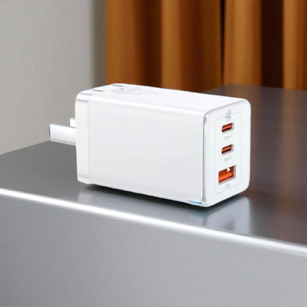 【石原家電】Baseus倍思 第5代 GaN氮化鎵 65W四口快充充電器｜PD快充｜手機筆電通用｜低溫快充不傷機 Baseus 65W充電器, 倍思快充, 氮化鎵充電器, GaN快充充電器, 多口快充頭, PD快充充電器, 筆電快充頭, 手機筆電通用充電器, 旅行快充頭, 65W多口充電器, 第5代氮化鎵, Baseus PD充電器, USB-C快充, 四口充電器
