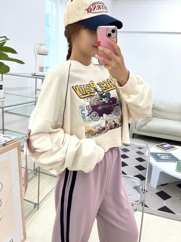 正韓口袋造型袖短版上衣 正韓時尚穿搭,韓國時尚穿搭,正韓服飾,正韓衣服,正韓百搭服飾,正韓衣服穿搭,正韓百搭服飾,韓國服裝,韓國衣服,韓國服飾,正韓時尚休閒穿搭,正韓圓領上衣,韓國短板上衣,正韓長袖上衣,韓國長袖上衣