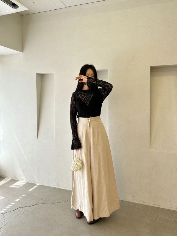 正韓優雅蕾絲簍空長袖上衣 正韓時尚穿搭,韓國時尚穿搭,正韓服飾,正韓衣服,正韓百搭服飾,正韓衣服穿搭,正韓百搭服飾,韓國服裝,韓國衣服,韓國服飾,正韓時尚休閒穿搭,韓國襯衫,正韓蕾絲上衣,正韓蕾絲簍空長袖上衣