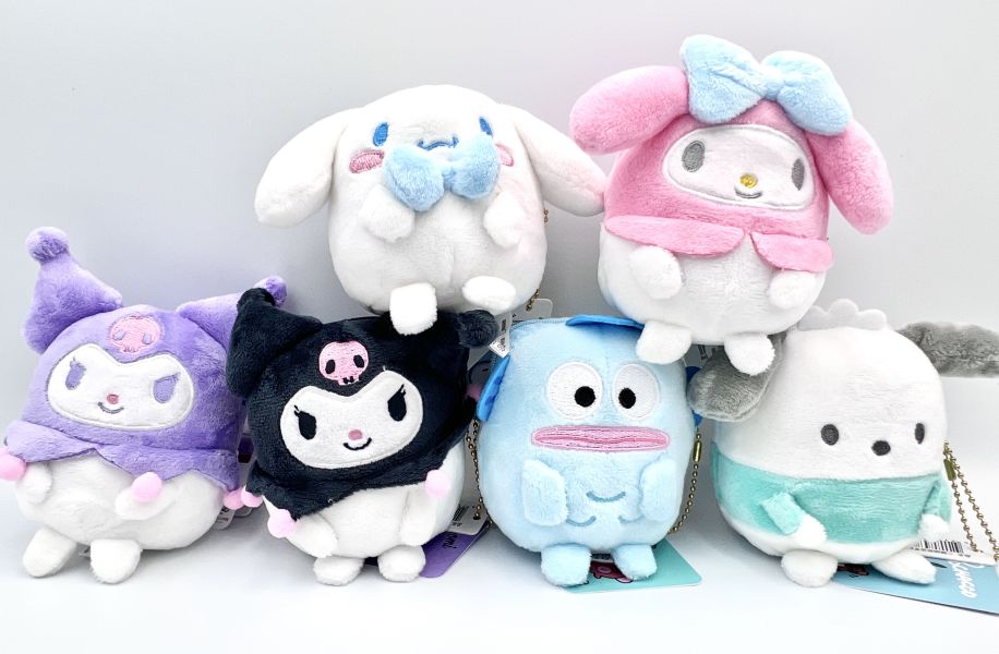 SANRIO三麗鷗造型小零錢包吊飾 SNARIO三麗鷗,SNOOPY史努比,DISNEY迪士尼,MOOMIN嚕嚕米,宮崎駿,Pokemon寶可夢,Chiikawa 吉伊卡哇,Doraemon 哆啦A夢,MIFFY米菲.日本連線,日本代購,韓國連線,韓國代購,日本一番賞,TAKARA TOMY,環球影城