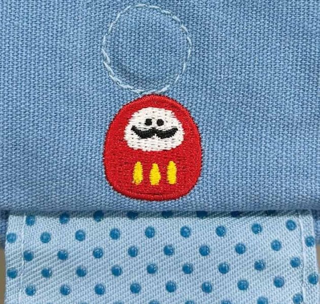 日本富士山造型  可立手機隨身攜帶小收納袋 SNARIO三麗鷗,SNOOPY史努比,DISNEY迪士尼,MOOMIN嚕嚕米,宮崎駿,Pokemon寶可夢,Chiikawa 吉伊卡哇,Doraemon 哆啦A夢,MIFFY米菲.日本連線,日本代購,韓國連線,韓國代購,日本一番賞,TAKARA TOMY,環球影城