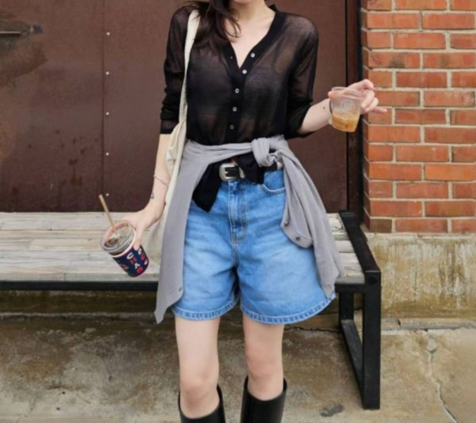 正韓超細緻空氣感開襟針織外套 正韓時尚穿搭,韓國時尚穿搭,正韓服飾,正韓衣服,正韓百搭服飾,正韓衣服穿搭,正韓百搭服飾,韓國服裝,韓國衣服,韓國服飾,正韓時尚休閒穿搭,韓國襯衫,正韓襯衫,正韓天絲羊毛荷葉襯衫