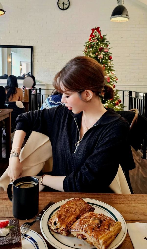 正韓細針織洋裝 正韓時尚穿搭,韓國時尚穿搭,正韓服飾,正韓衣服,正韓百搭服飾,正韓衣服穿搭,正韓百搭服飾,韓國服裝,韓國衣服,韓國服飾,正韓時尚休閒穿搭,韓國洋裝,正韓洋裝,韓國針織,正韓針織,韓國針織洋裝,正韓針織洋裝