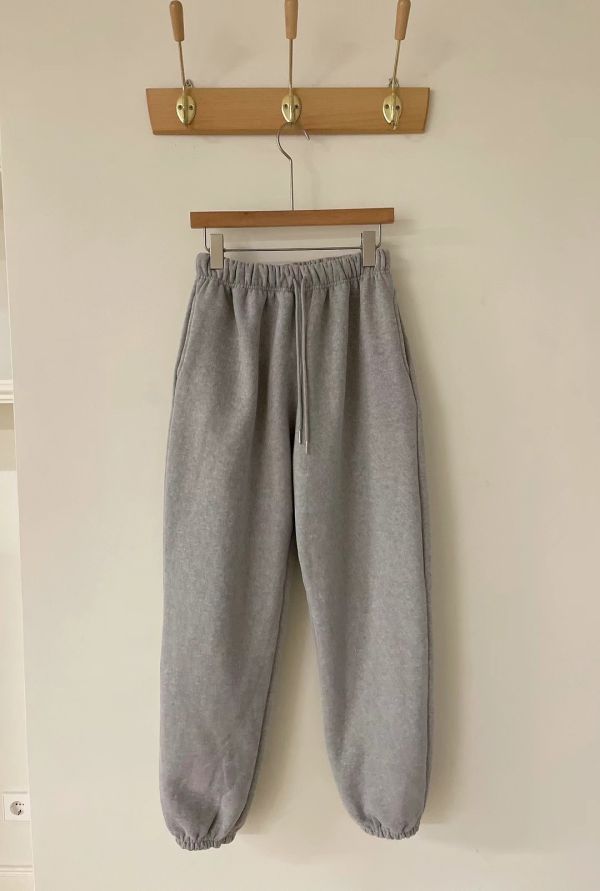 正韓休閒運動風內刷毛棉長褲 正韓時尚休閒穿搭,韓國時尚運動穿搭,正韓褲子,正韓棉褲,正韓棉長褲,正韓穿搭,正韓百搭長褲,正韓運動褲,韓國褲子,韓國棉褲,韓國運動風褲,內刷毛棉褲