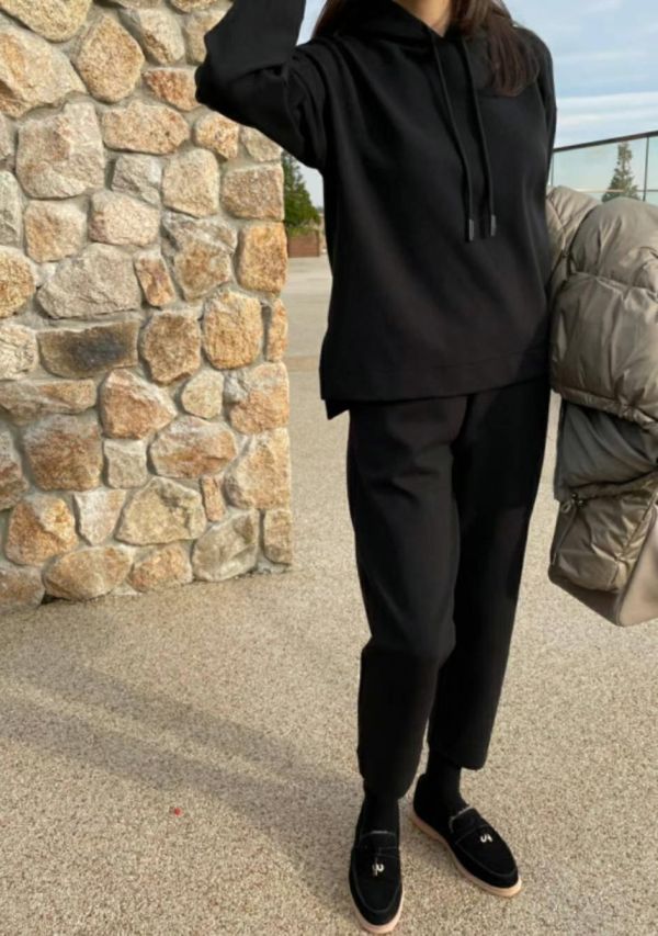 正韓休閒九分褲套裝 正韓時尚穿搭,韓國時尚穿搭,正韓褲子,正韓棉褲,正韓休閒穿搭,正韓套裝,正韓休閒風,正韓休閒褲,韓國褲子,韓國休閒褲,韓國休閒風,韓國休閒套裝,韓國休閒穿搭,正韓條紋套裝