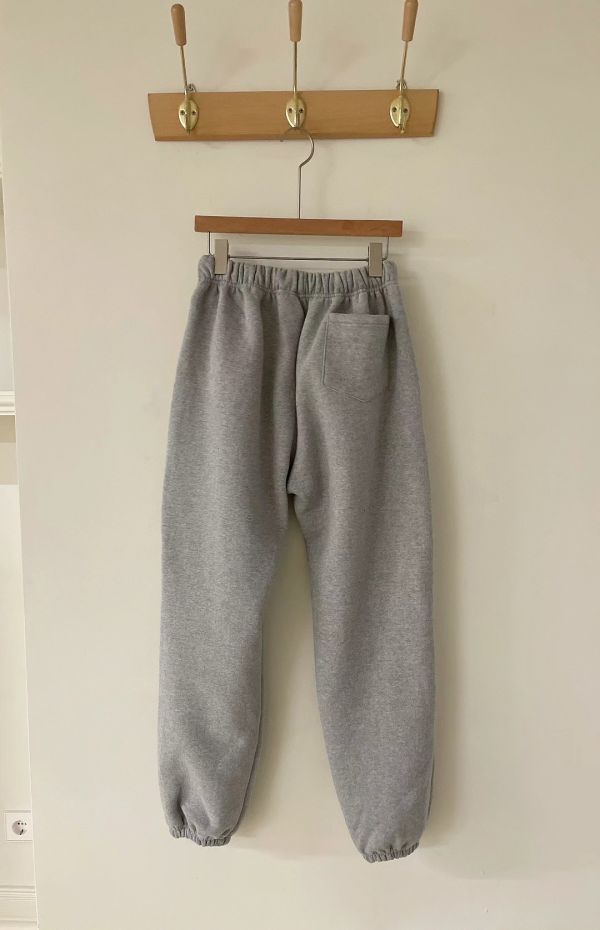 正韓休閒運動風內刷毛棉長褲 正韓時尚休閒穿搭,韓國時尚運動穿搭,正韓褲子,正韓棉褲,正韓棉長褲,正韓穿搭,正韓百搭長褲,正韓運動褲,韓國褲子,韓國棉褲,韓國運動風褲,內刷毛棉褲