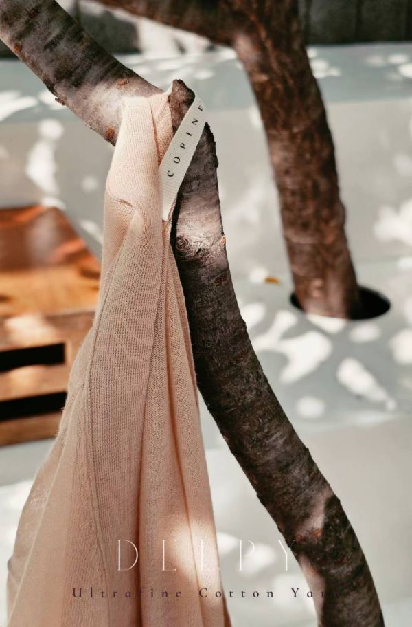 正韓超細緻空氣感開襟針織外套 正韓時尚穿搭,韓國時尚穿搭,正韓服飾,正韓衣服,正韓百搭服飾,正韓衣服穿搭,正韓百搭服飾,韓國服裝,韓國衣服,韓國服飾,正韓時尚休閒穿搭,韓國襯衫,正韓襯衫,正韓天絲羊毛荷葉襯衫