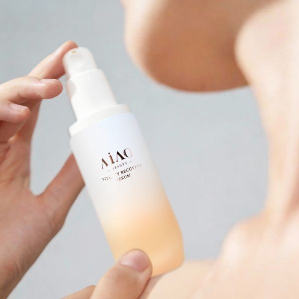 AiAO逆流煥采精萃 AiAO,逆流煥采精萃,熟齡肌,暗沉肌,乾性肌,混合肌,暗沉無光澤,細紋鬆弛,膚色不均,肌膚乾燥,無酒精,無動物實驗,純素保養,海茴香,軟毛松藻,舒緩三胜肽,4DHA透明質酸