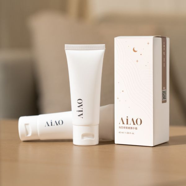 AiAOxOli.U 聯名海茴香護手霜組 AiAO,護手霜,聯名護手霜,Oli.U,海茴香,緊緻護手霜,生日禮物,星座貼紙,玫瑰香氛護手霜,聯名設計,護手霜推薦,誕生花,獨特個性化宣言,愛心,自由創作