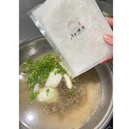 靈魂湯底｜萬用火鍋湯底｜熬煮粥品、煲湯、火鍋都方便 即時湯包／火鍋湯底／萬用湯底／冬天火鍋／養生湯