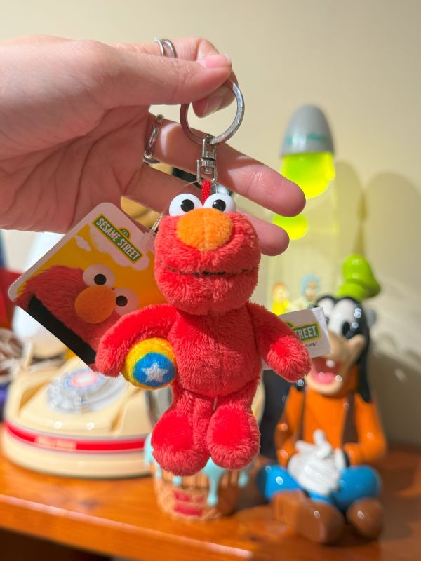 日本正版 NICI芝麻街娃娃 Elmo/餅乾怪獸 吊飾鑰匙圈 