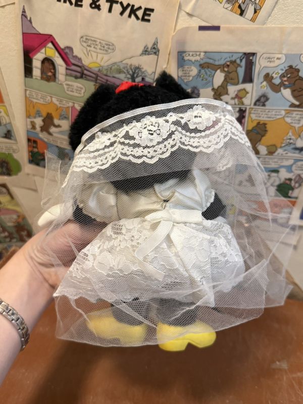 復古 米妮老鼠婚紗絨毛玩具 