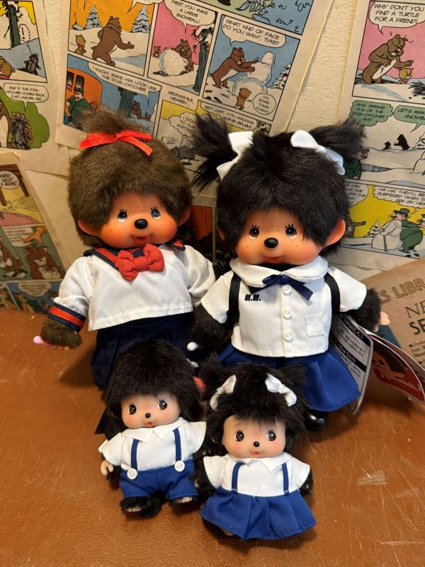 泰國限定 正版 Monchhichi x Thai-Thai Collection 校服夢奇奇吊飾鑰匙圈 