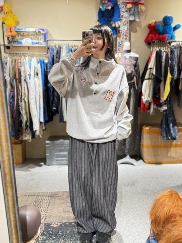 Booming刺繡立領扣式上衣 