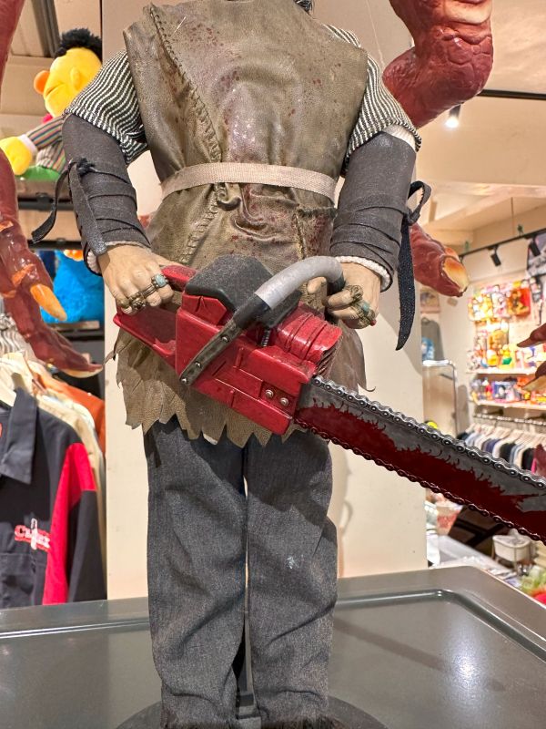 Sideshow Texas chainsaw 德州電鋸殺人狂 