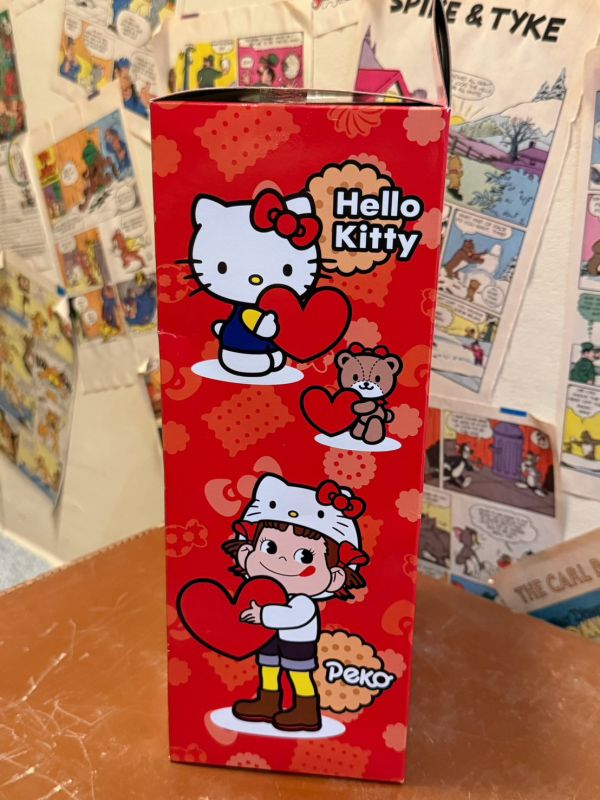 FUJIYA  Peko-chan 不二家牛奶妹Hello kitty聯名款 