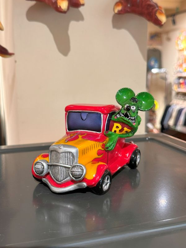 2005年 Rat fink 芬克鼠 火焰紋 樹酯汽車煙灰缸 