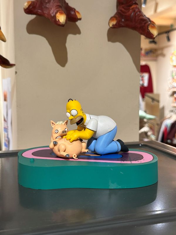 2002年 The Simpson McFarlane 荷馬和蜘蛛豬 誰是好豬 