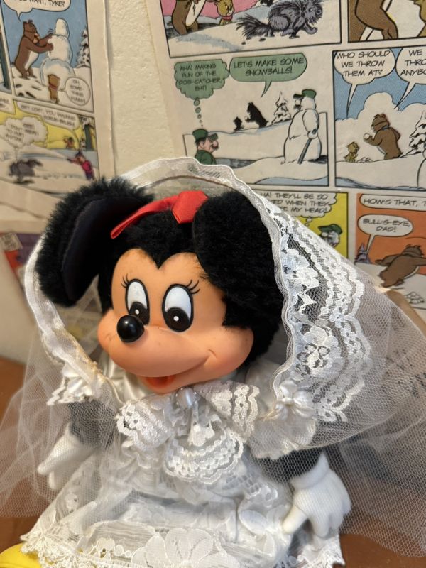 復古 米妮老鼠婚紗絨毛玩具 