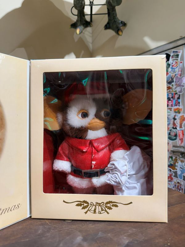 2000年 聖誕老人Gremlins 2 限量2400盒 
