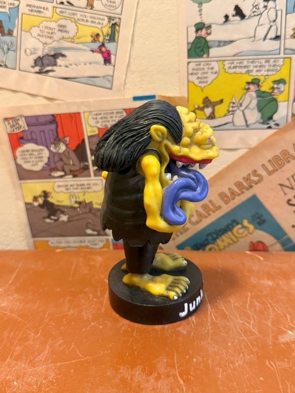 2008年 Rat Fink Junk Yard Kid Nodding Doll 醜怪獸 