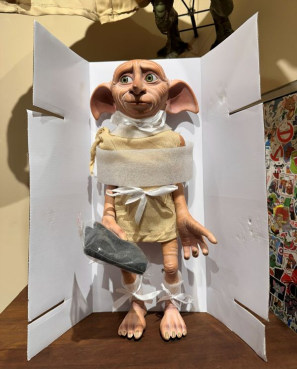 2023年 Ashton-Drake 哈利波特系列多比家養小精靈可動人偶，附襪子 