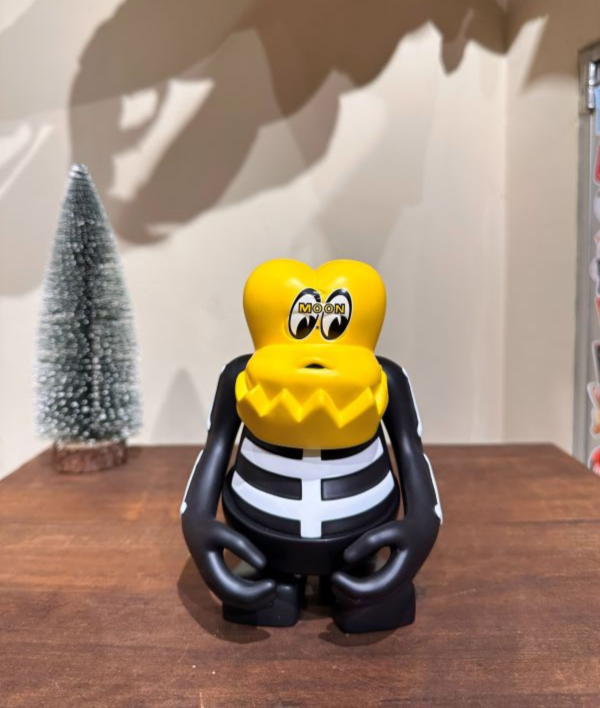 2025 Mooneyes x Bounty Hunter 展場限定聯名公仔 