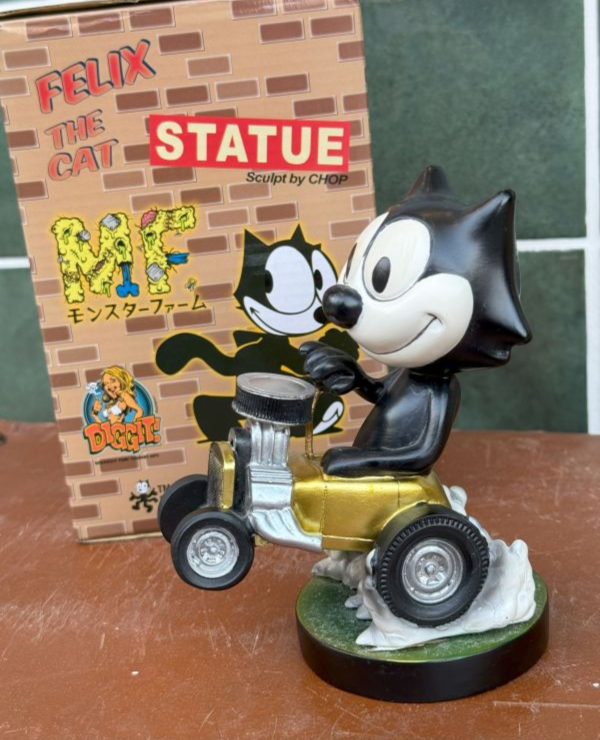 2013年 Monster Farm Diggit 發行的 Felix 菲力貓雕像 Hot Rod 