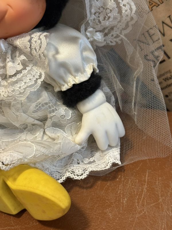 復古 米妮老鼠婚紗絨毛玩具 