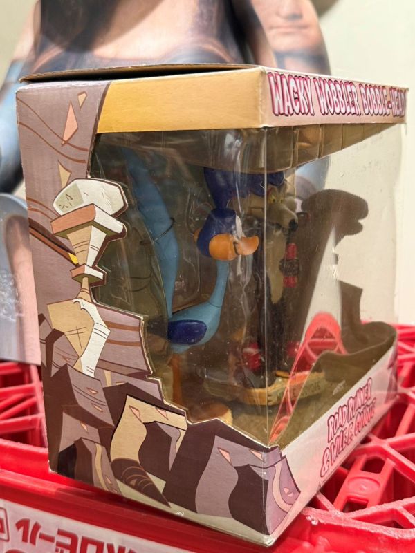 Funko Wacky Wobbler Bobble Heads 嗶嗶鳥 威力狼 搖頭公仔 
