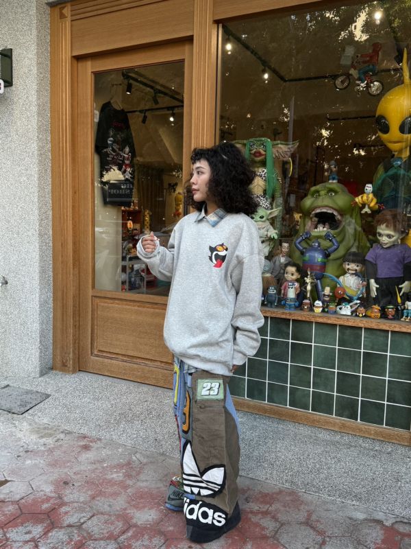 自訂款-Holy cat 大學T 