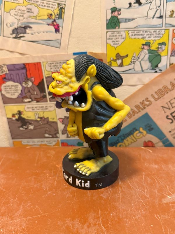 2008年 Rat Fink Junk Yard Kid Nodding Doll 醜怪獸 
