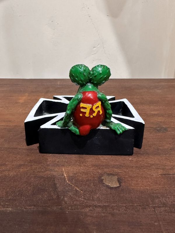 2007年 Rat Fink Big Daddy 十字煙灰缸 芬克鼠 