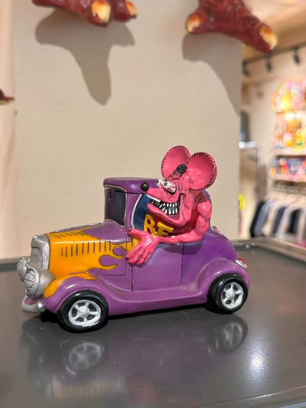 2005年 Rat fink 芬克鼠 火焰紋 樹酯汽車煙灰缸 