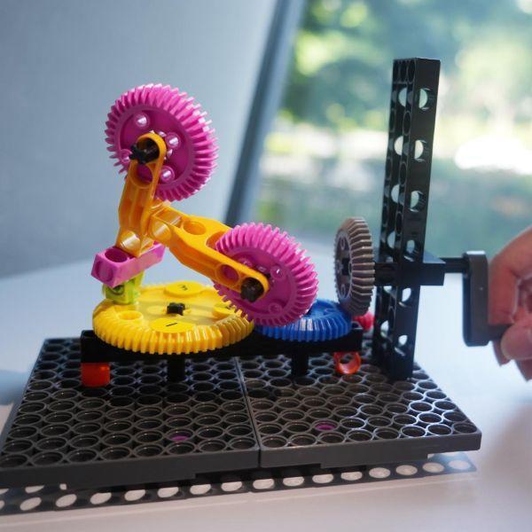 團體參觀加購 | 電池版『 STEAM 積木創客DIY 』探秘自行車工廠 