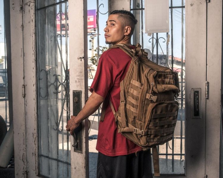 【TMMA】TITLE 戰術背包 運動 後背包 - 沙 - TBAG32 #格鬥裝備 #TMMA #台北格鬥運動館 #格鬥用品 #拳擊 #拳擊有氧 #踢拳 #踢拳擊 #泰拳 #散打 #MMA #格鬥 #運動背包 #腰包 #束口袋 #裝備包 #旅行袋 #旅行包 #護具包 #訓練包 #登山包 #跨包 #TITLE