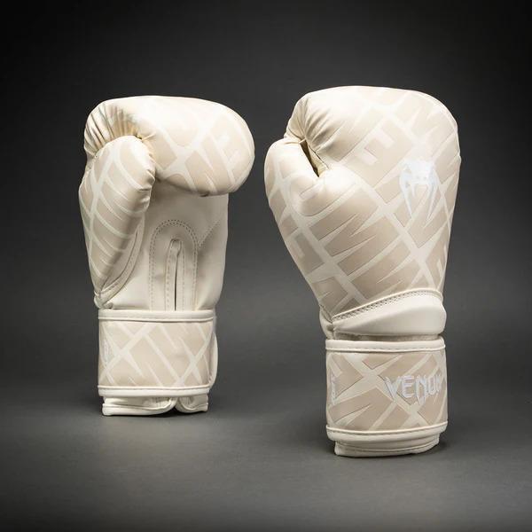 【TMMA】Venum 競爭者 1.5XT  3D 入門合成皮拳套 拳擊 泰拳 踢拳 - 奶油白 - 06042-686 #拳套 #拳擊手套 #格鬥裝備 #格鬥用品 #拳擊 #拳擊有氧 #踢拳 #踢拳擊 #泰拳 #散打 #MMA #格鬥 #沙包拳套 #沙包 #練習拳套 #練習拳套 #手綁帶