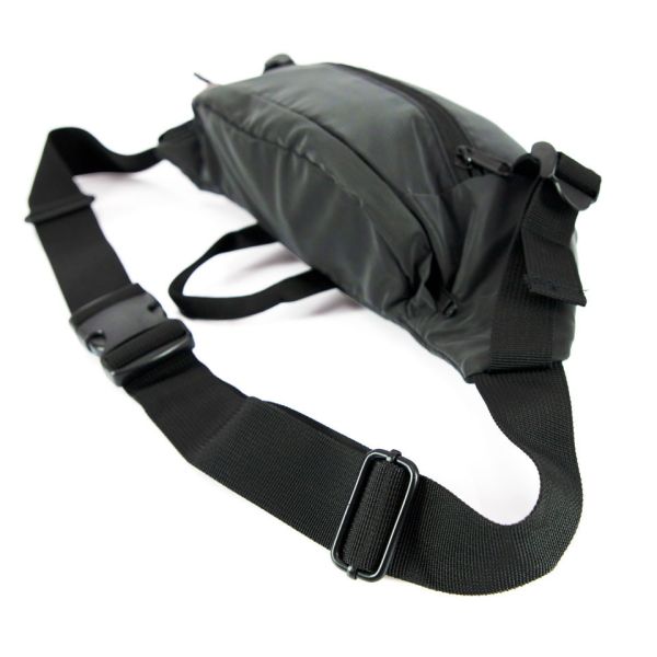 【TMMA】FAIRTEX 挎包 - 黑 - BAG13 #格鬥裝備 #TMMA #台北格鬥運動館 #格鬥用品 #拳擊 #拳擊有氧 #踢拳 #踢拳擊 #泰拳 #散打 #MMA #格鬥 #運動背包 #腰包 #束口袋 #裝備包 #旅行袋 #旅行包 #護具包 #訓練包 #登山包 #跨包 #FAIRTEX