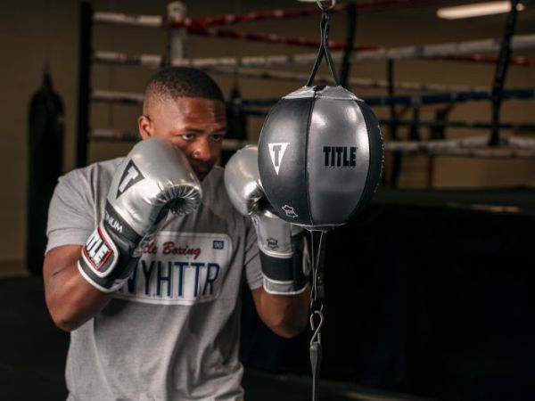 【TMMA】TITLE 白金系列 梨型速度球- 黑- PLMDEB 8 BK/SV #格鬥裝備 #TMMA #台北格鬥運動館 #格鬥用品 #拳擊 #拳擊有氧 #踢拳 #踢拳擊 #泰拳 #散打 #MMA #格鬥 #格鬥周邊 #沙袋 #沙包 #沙袋 #拳擊沙袋 #拳擊沙包 #水滴沙袋 #水滴沙包 #水滴沙袋 #水滴拳擊沙袋 #水滴拳擊沙包 #速度球 #梨型球 #TITLE